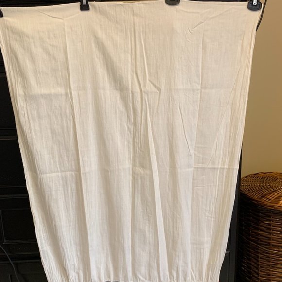 Cotton scarf, white with multi-coloured tassels, 4 feet x 2 feet - Picture 7 of 7